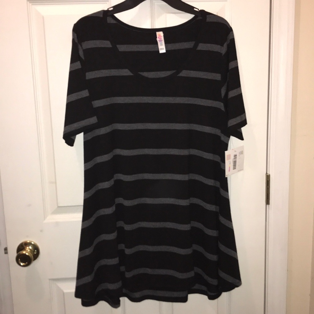 Lularoe perfect T